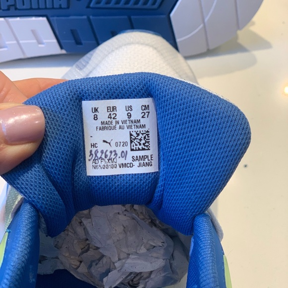 NWOT Mend Puma size 9 - Picture 5 of 6